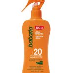 Babaria Spray Mbrojtës nga Dielli SPF 20 për mbrojtje të lëkurës nga rrezet UV.
